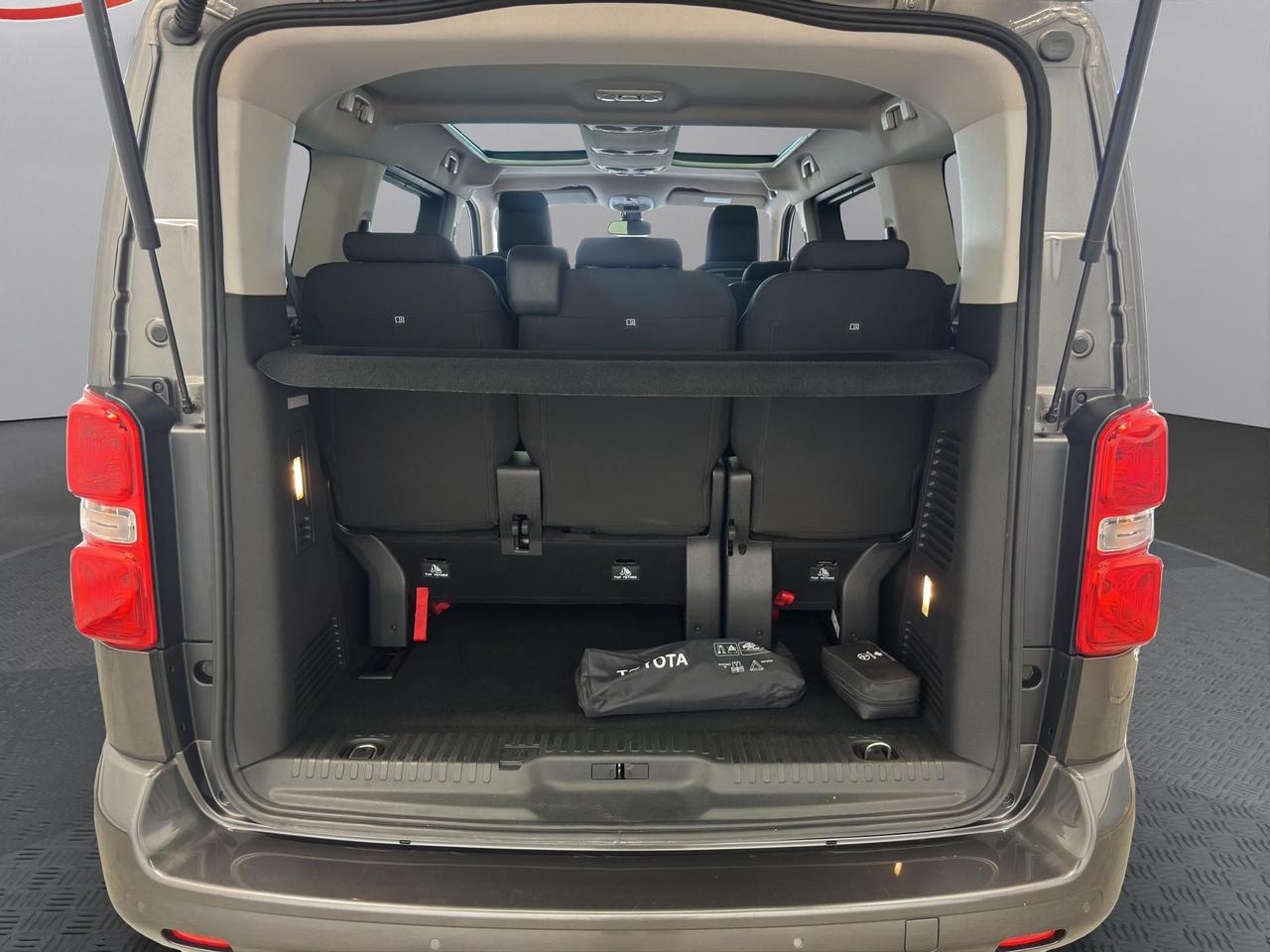Toyota Proace Verso 2.0d 180cv S&S L1 Black