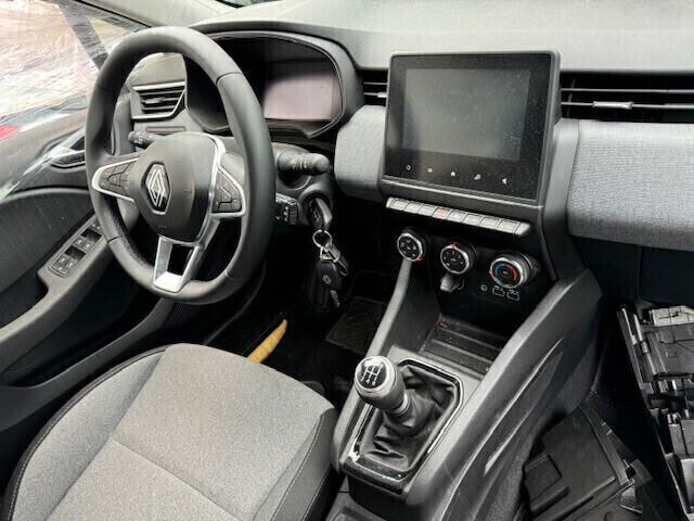 Renault Clio SCe 65 CV 5 porte Evolution 1.0 B 49KW 2023 8000KM