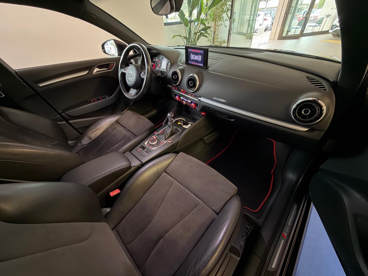 Audi A3 2.0 tdi Ambition quattro 184cv s-tronic S-