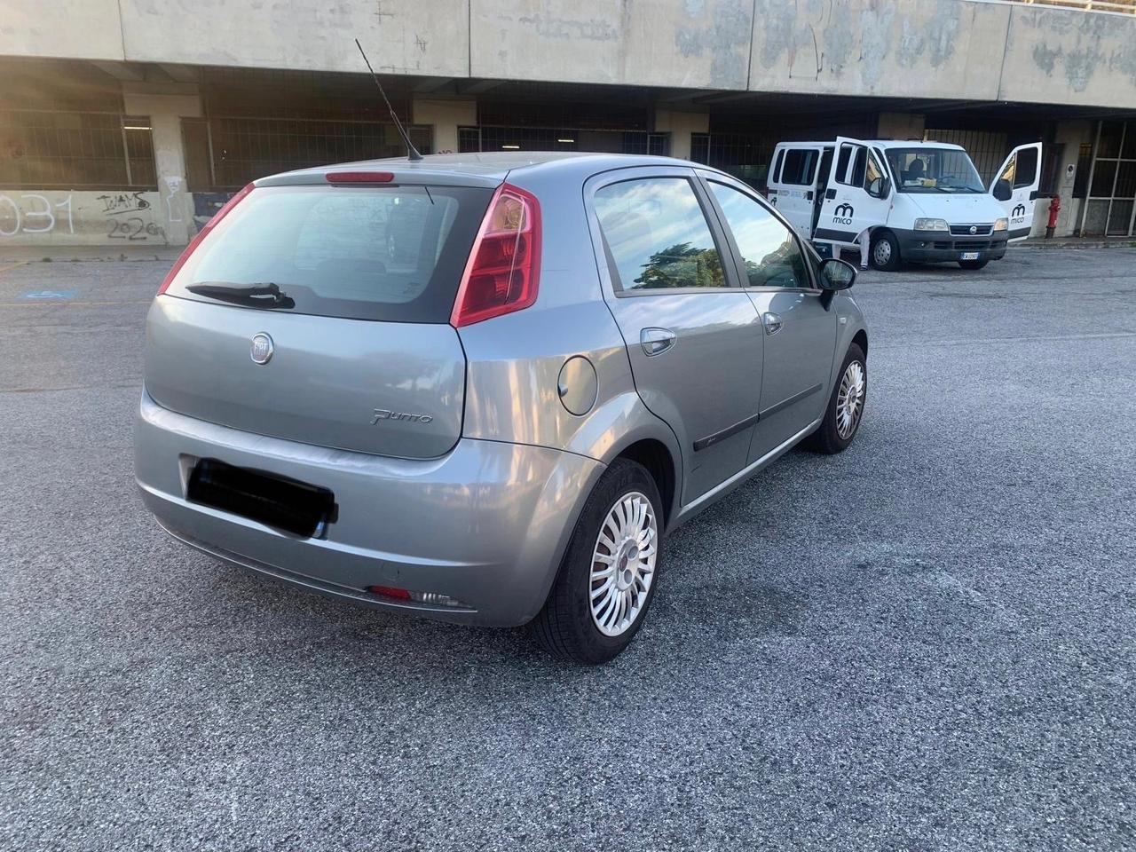 Fiat Grande Punto 1.3 MJT 75 CV 5 porte Dynamic