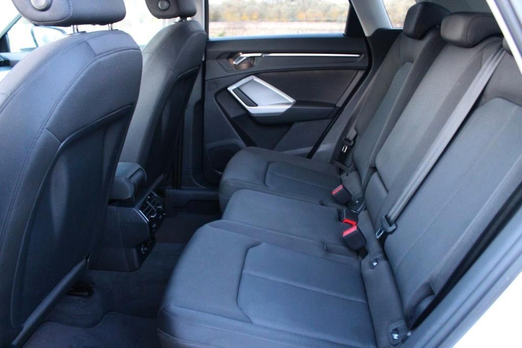 AUDI Q3 2.0 TDI Aut. *4 Telecamere *Matrix