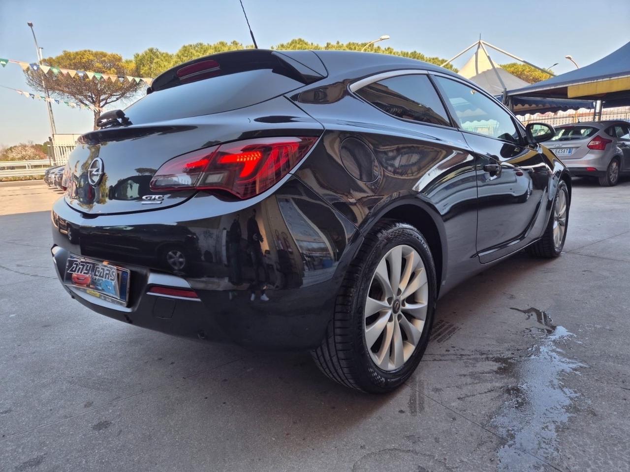 Opel Astra GTC 1.7 CDTI 110CV S&S 3 porte Cosmo