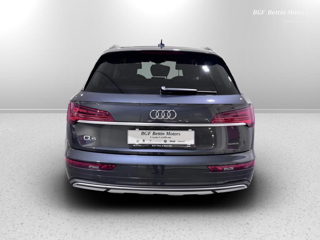 Audi Q5 40 2.0 tdi mhev Business Advanced quattro s tronic
