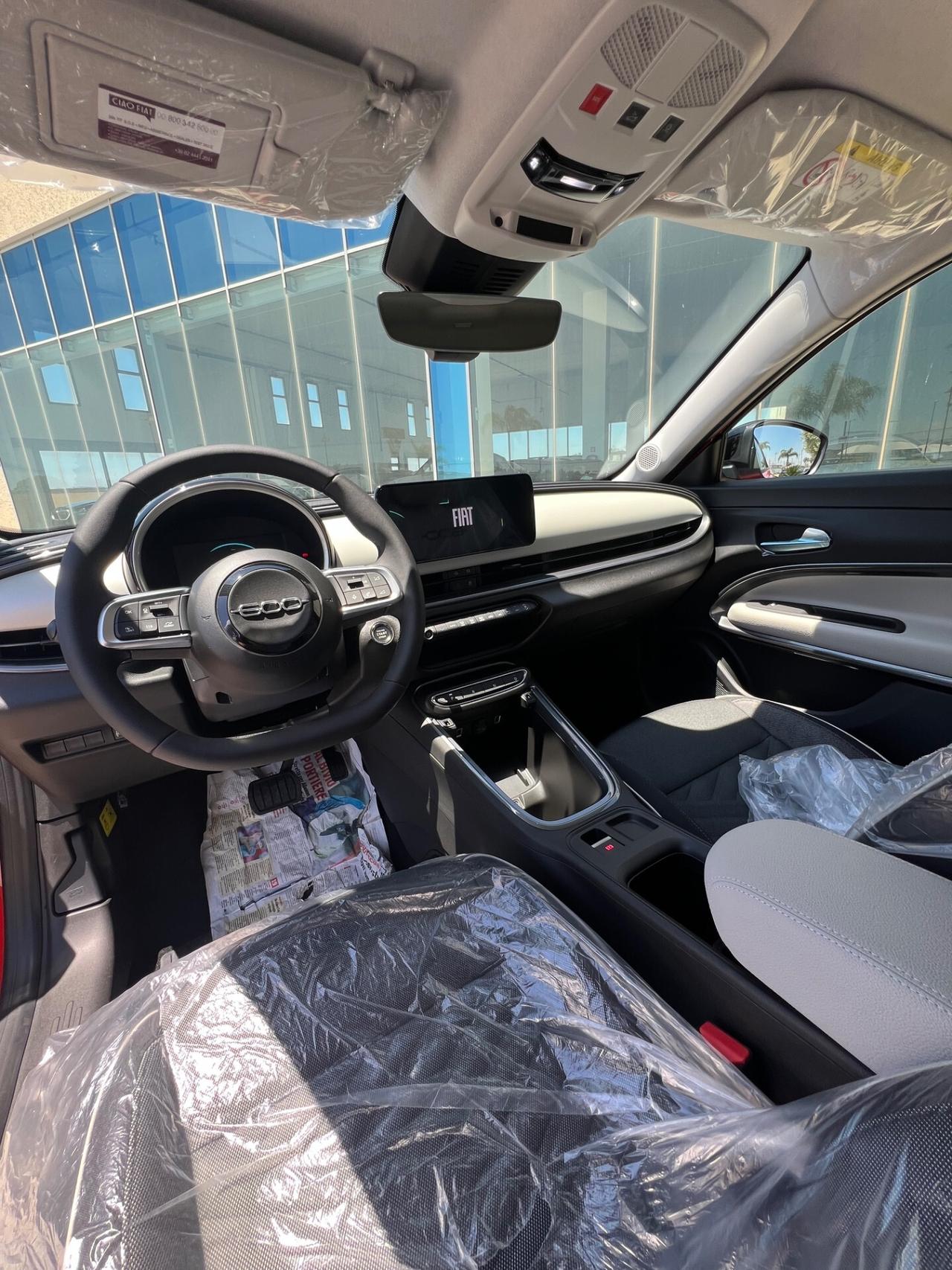 Fiat 600 Hybrid 110 CV DCT MHEV La Prima - possibilità noleggio no scoring
