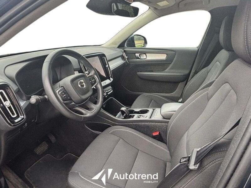 Volvo XC40 T2 129 CV Automatica NAVI LED Momentum Pro N1 Autocarro