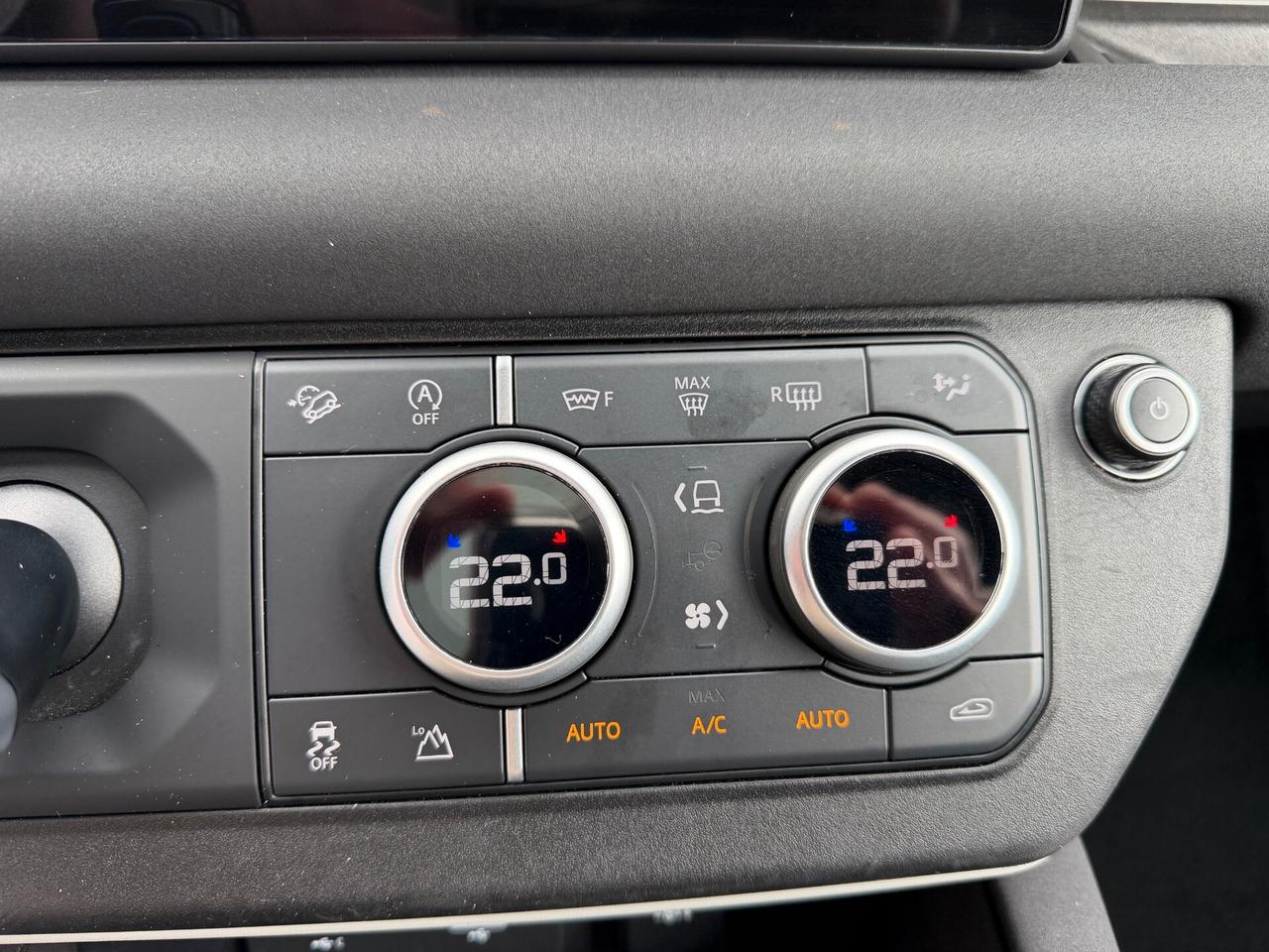 Land Rover Defender 90 3.0D I6 200 CV AWD Auto X-Dynamic SE TETTO