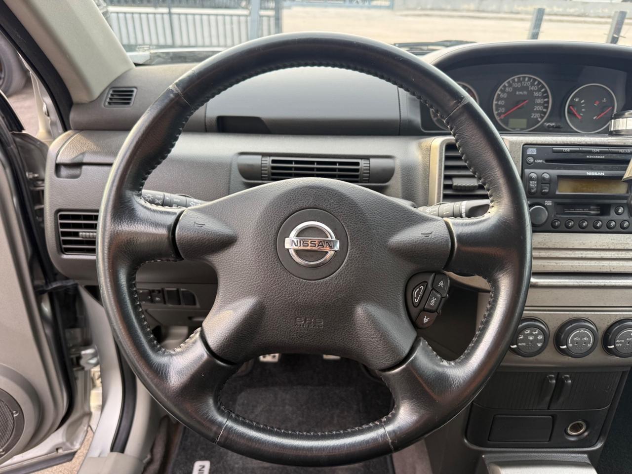 Nissan X-Trail 2.2 dCi Elegance