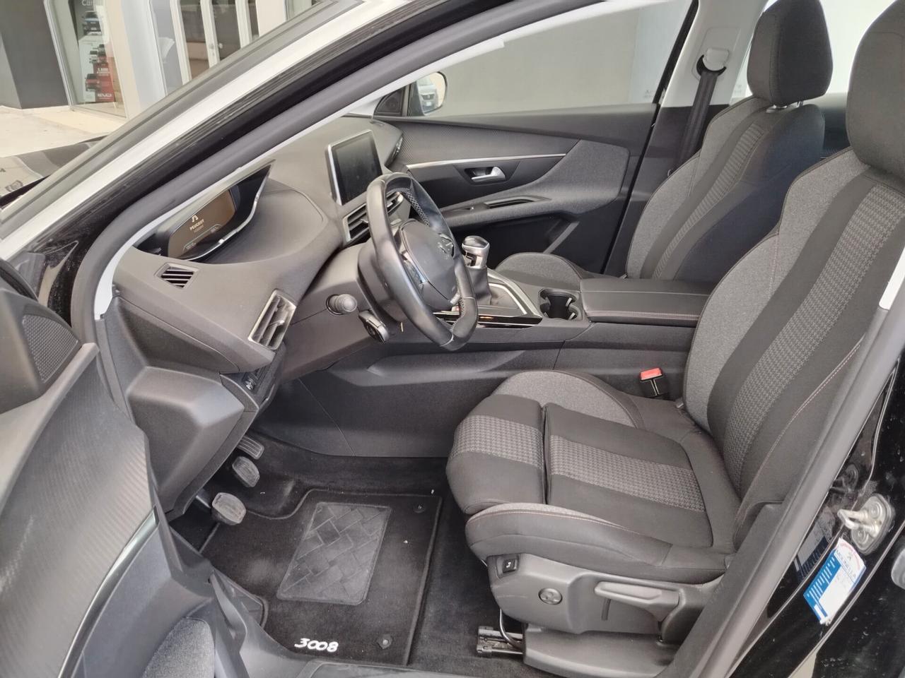 Peugeot 3008 BlueHDi 130 S&S Business