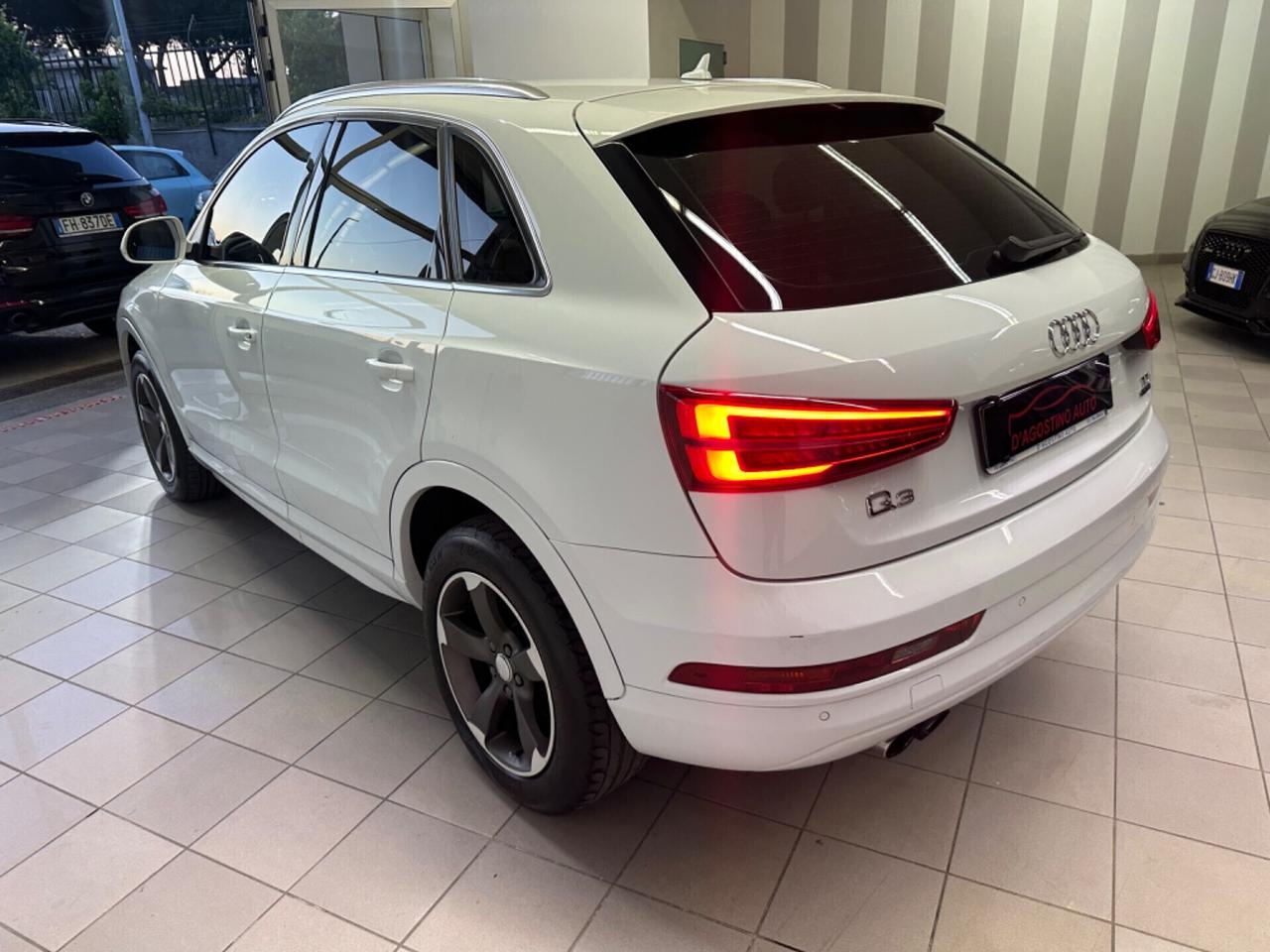 Audi Q3 2.0 TDI 150 CV Quattro S tronic Sline