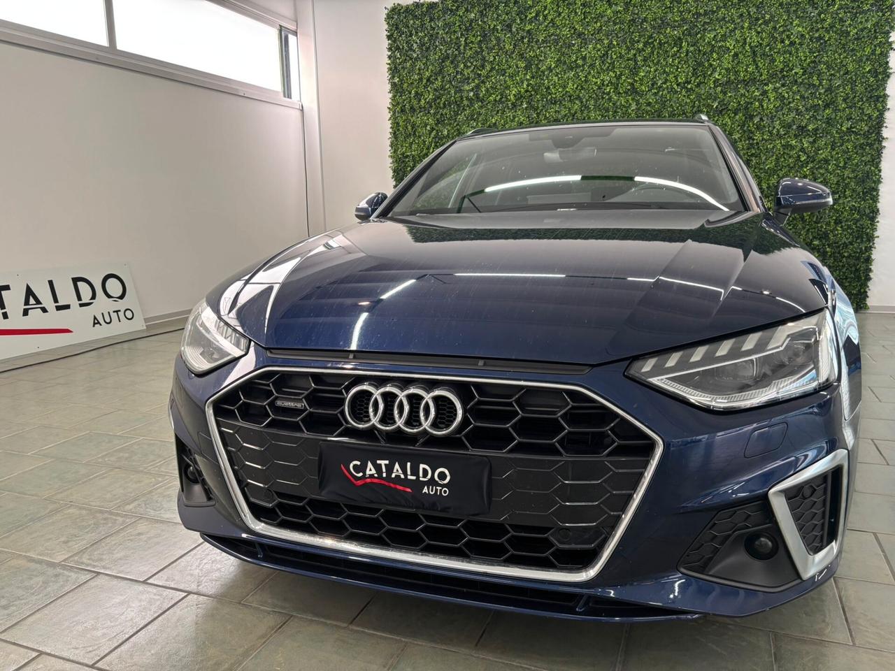 Audi A4 Avant 40 TDI quattro S tronic line edition