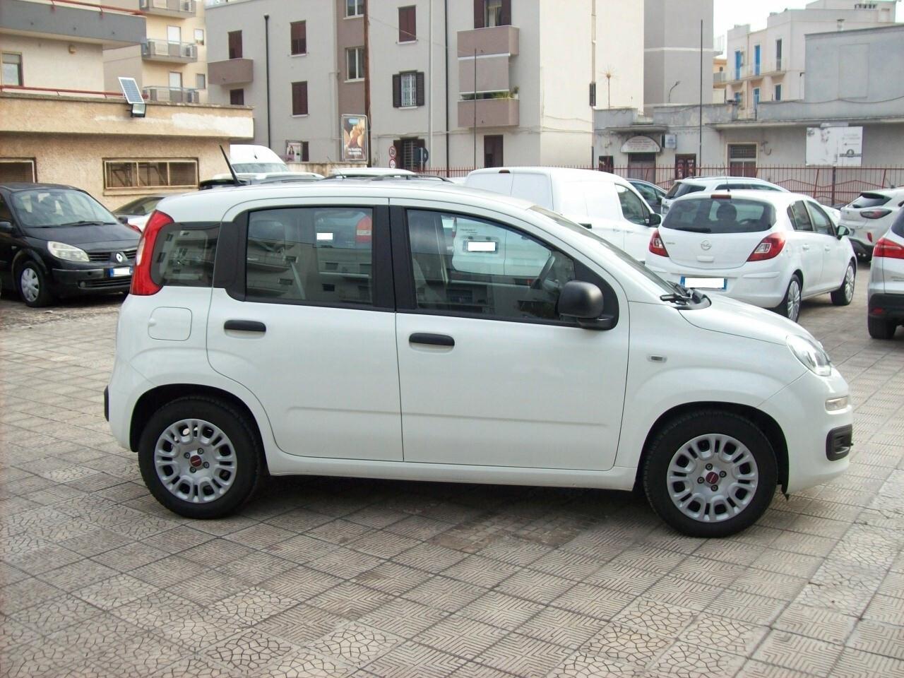 Fiat Panda 1.0 FireFly S&S Hybrid Easy