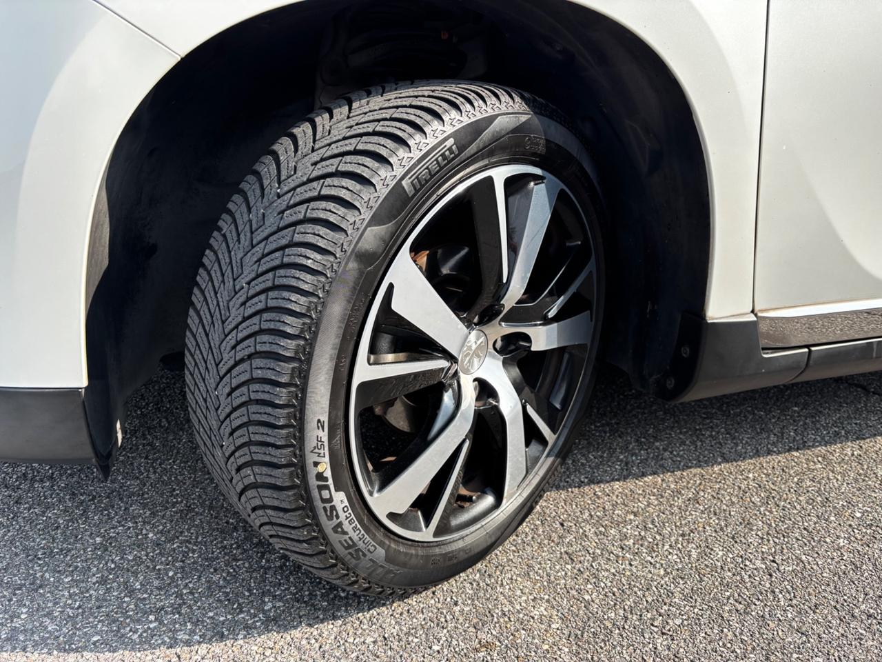 Peugeot 2008 1.6 e-HDi 92 CV, SOLO 70 MILA KM