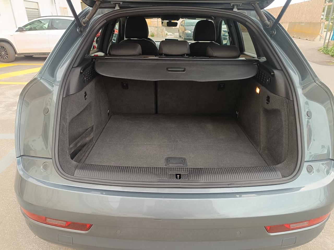Audi Q3 2.0 TDI 120 CV Design 2017