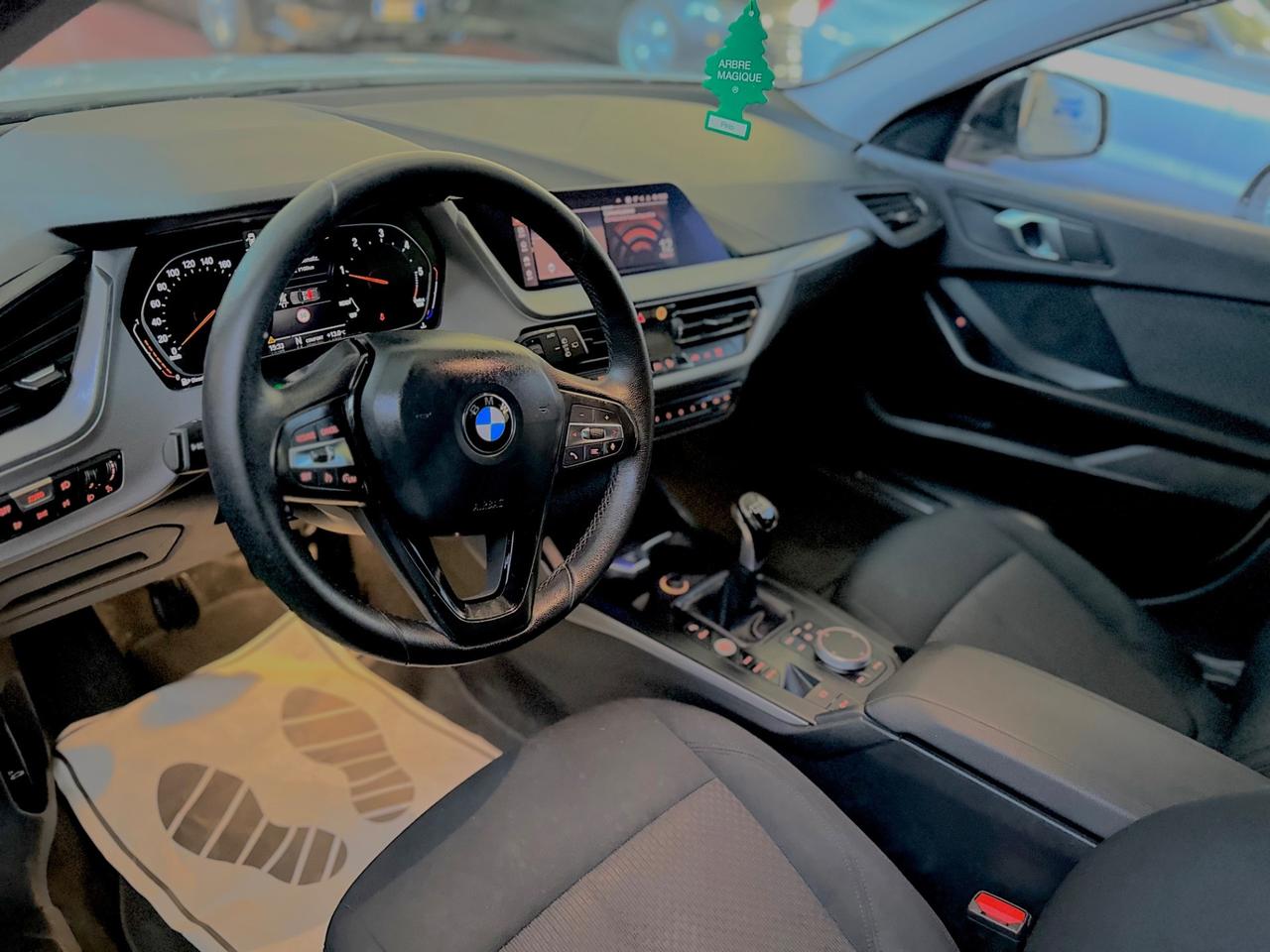 Bmw 116 5p. Business Advant/2021/euro6/okneopatentati