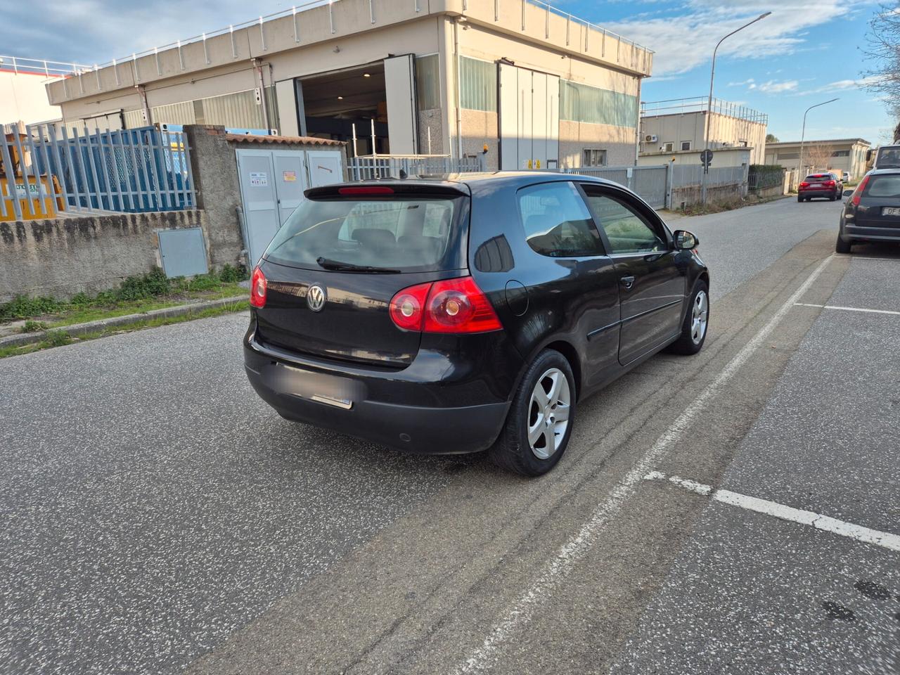 Volkswagen Golf 1.6 16V FSI 3p. Sportline