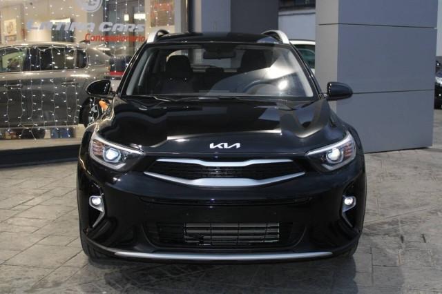 Kia Stonic 1.2 dpi Urban 84cv Con CARPLAY