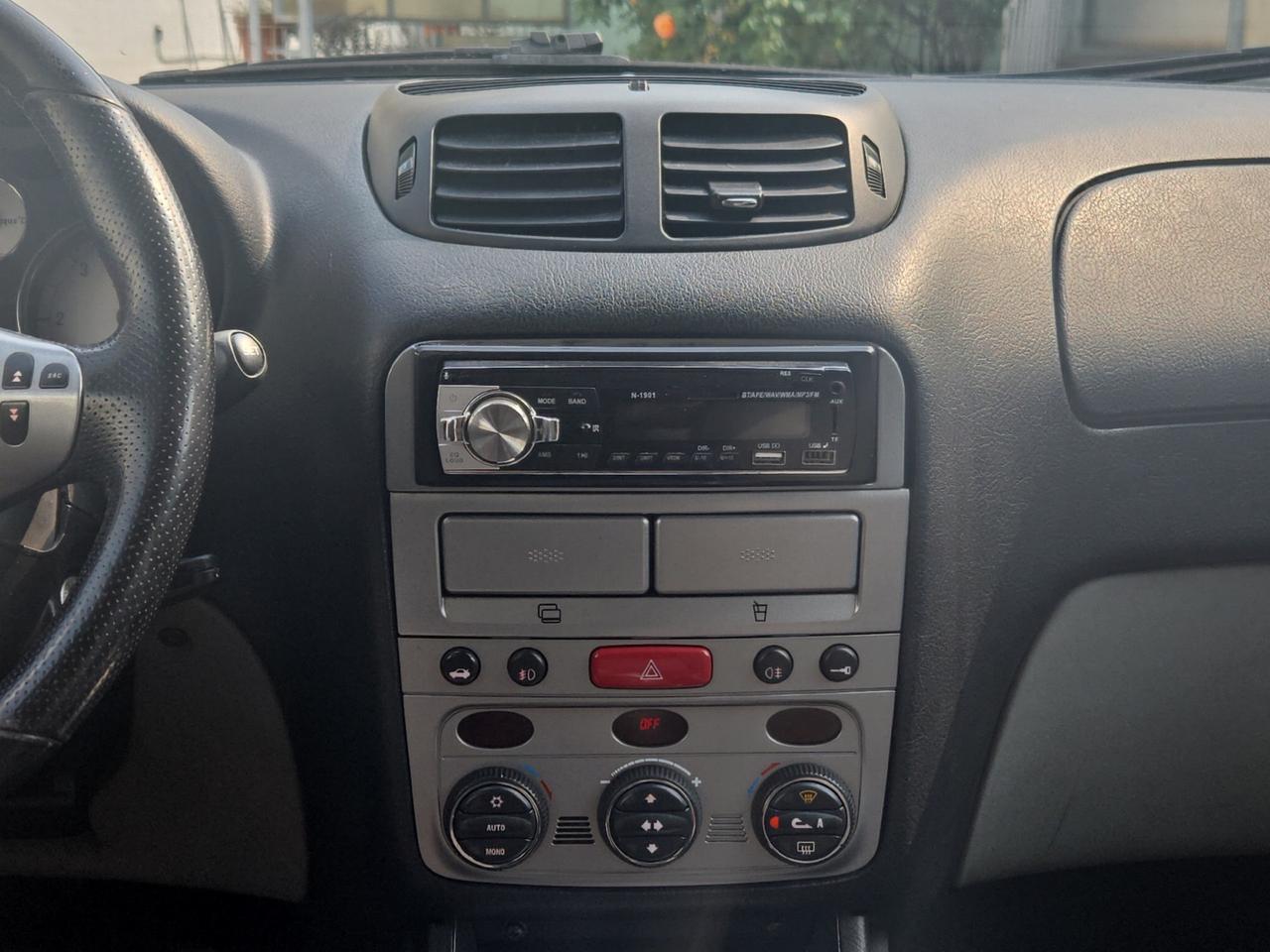 Alfa Romeo 147 - 5 Porte 5p 1.9 jtd Murphy&Nye 120cv