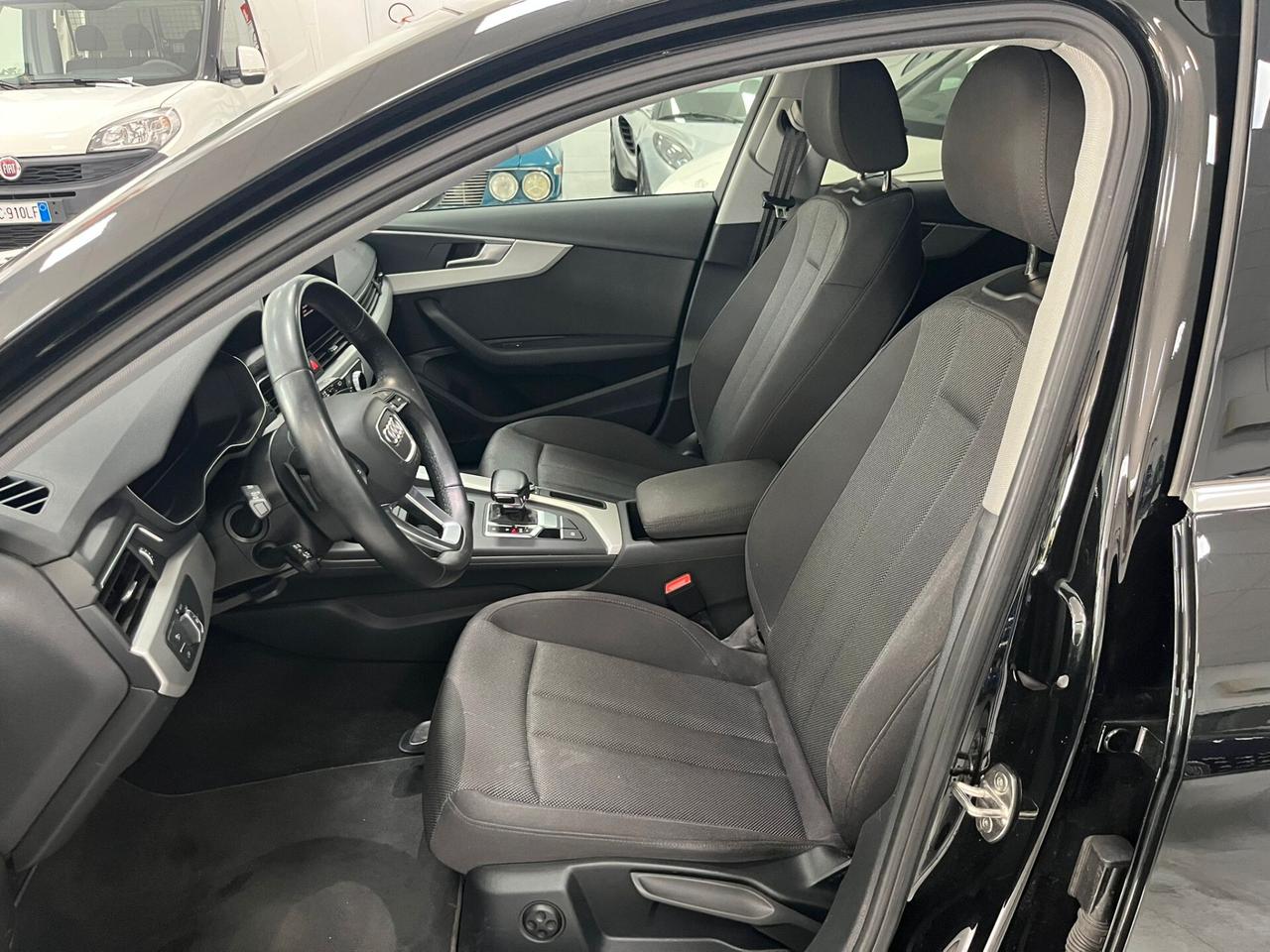 Audi A4 Avant 35 2.0 tdi mhev 163cv s-tronic