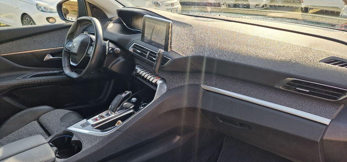 PEUGEOT 3008 1.5 BlueHDi 130 S&S GT Line