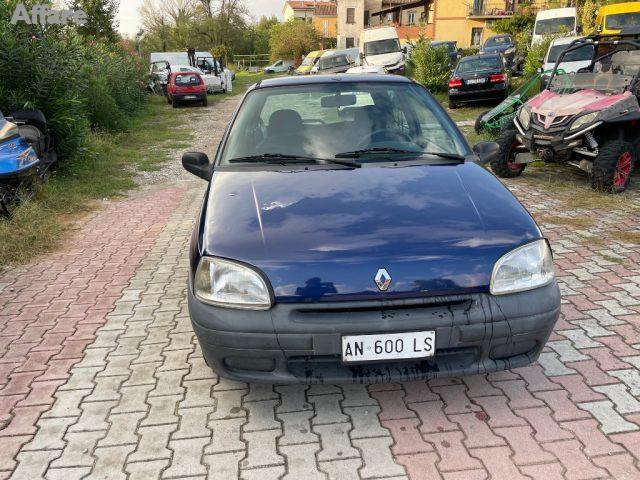 RENAULT Clio 1.1i cat 3 porte UP