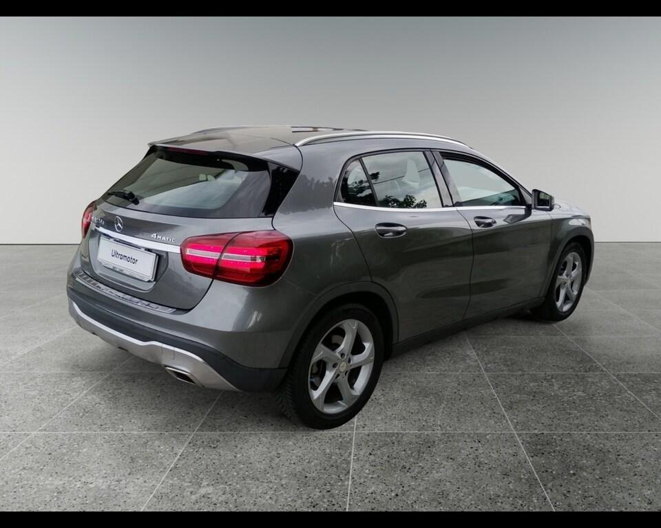 Mercedes GLA 220 220 D Sport 4Matic 7G-DCT