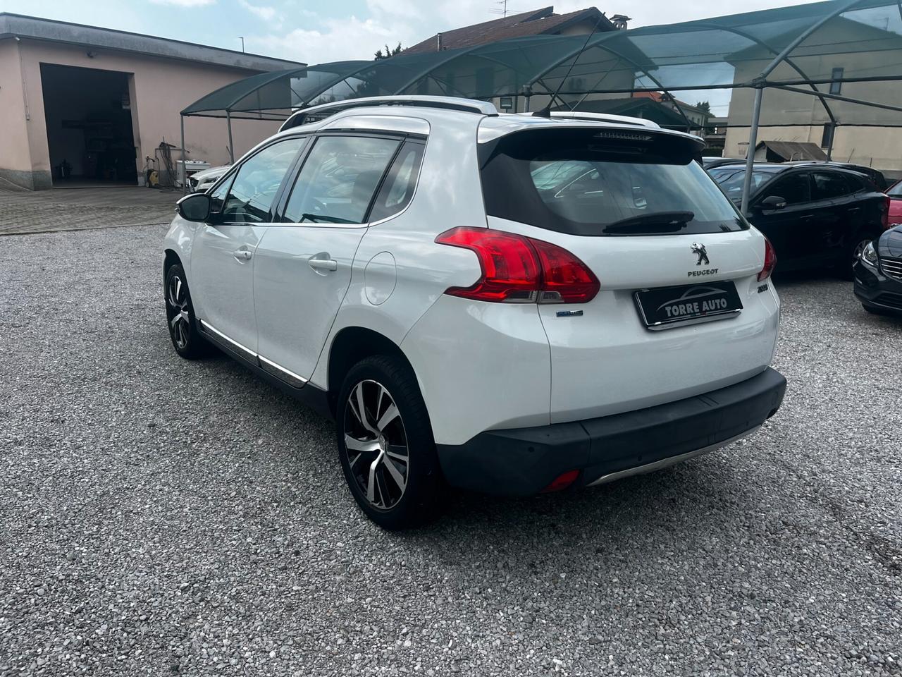 Peugeot 2008 PureTech Turbo 110 S&S Allure