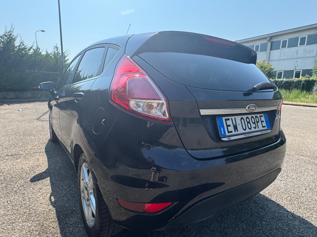 Ford Fiesta 1.5 TDCi 75CV 5 porte Titanium