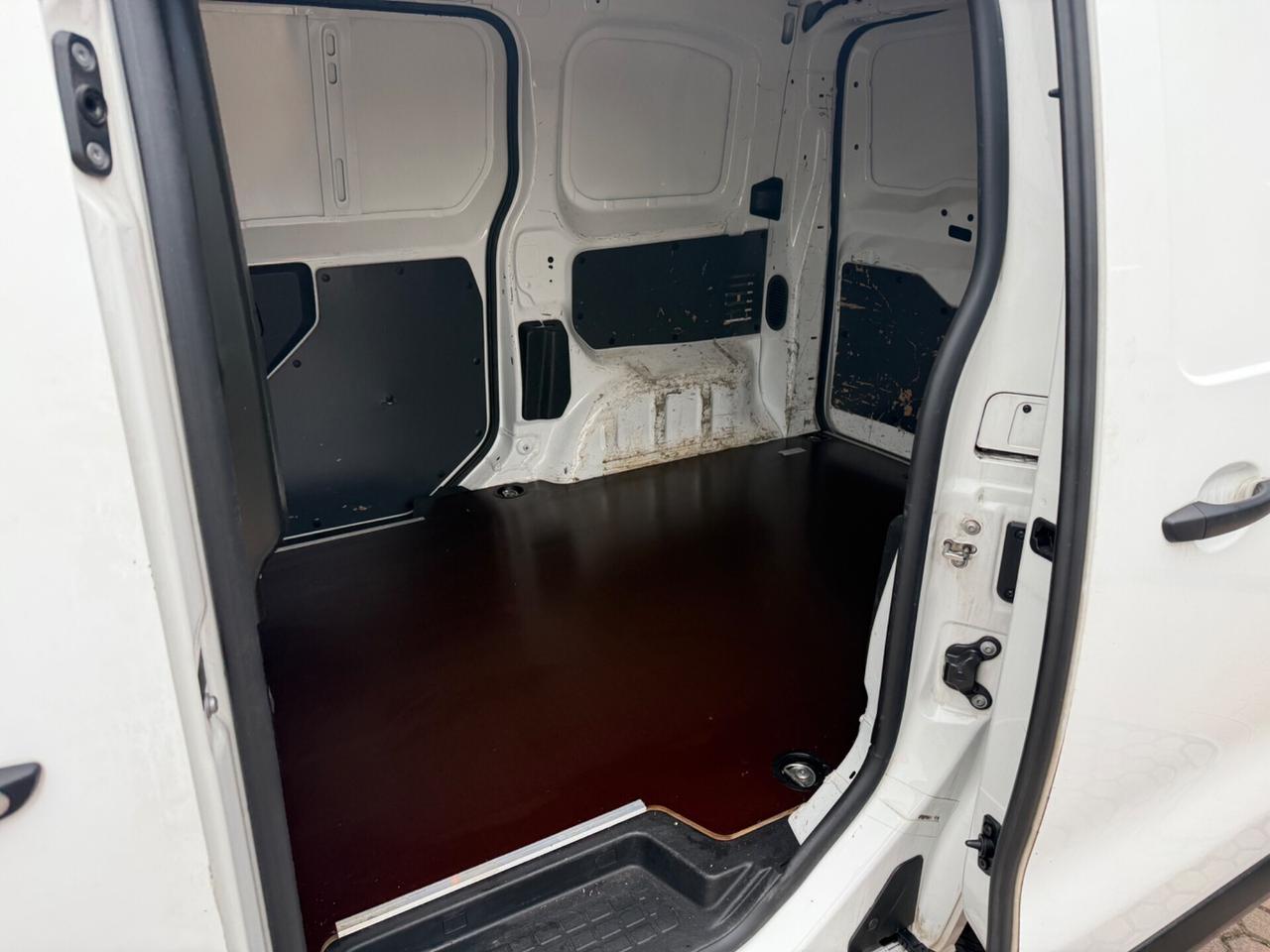 Jumpy 2.0 BlueHDi 120 S&S EAT8 PC-TN Furgone XS Club