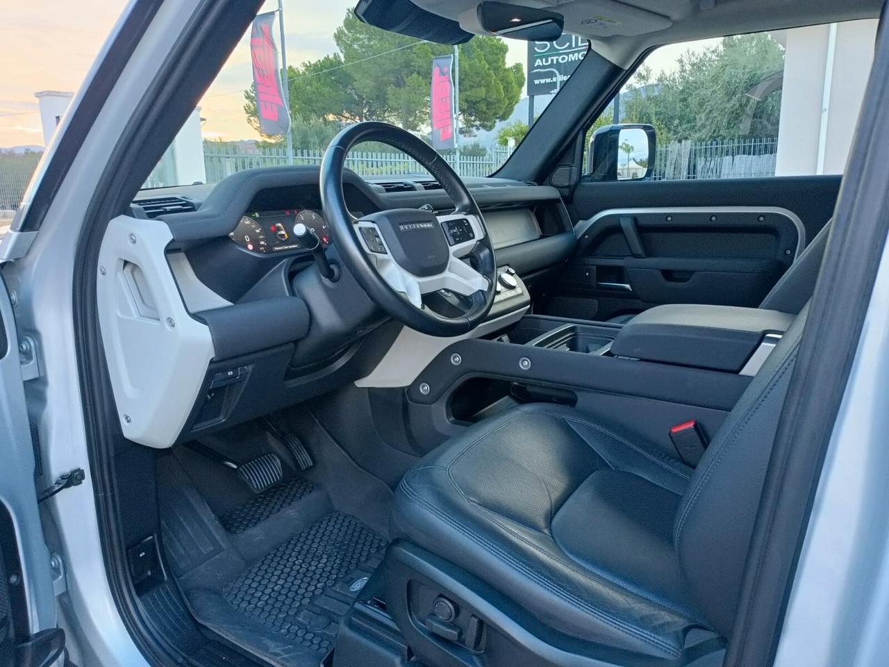 Land Rover Defender 90 3.0D I6 200 CV AWD Auto SE