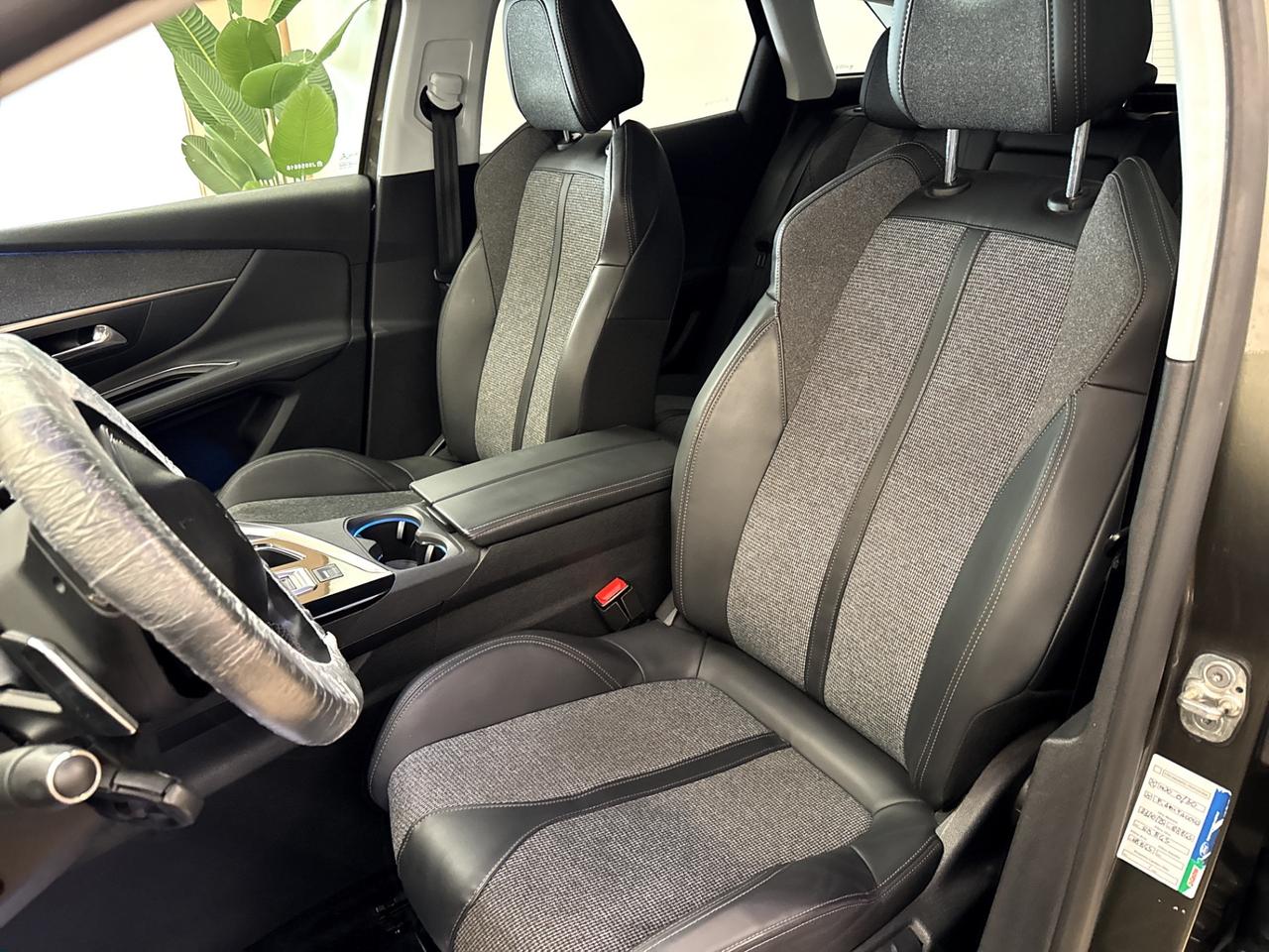 Peugeot 3008 BlueHDi 120 S&S Allure