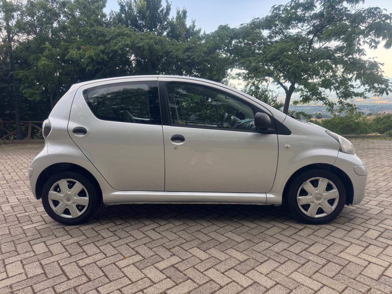 Toyota Aygo 1.0 Benzina 68Cv 2011