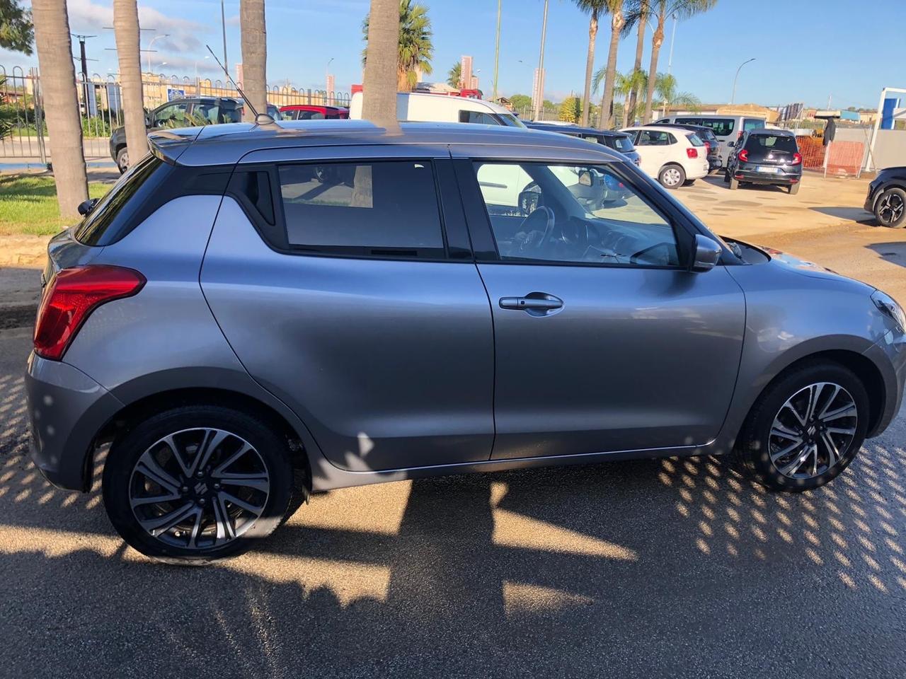 Suzuki Swift 1.2 Hybrid Top