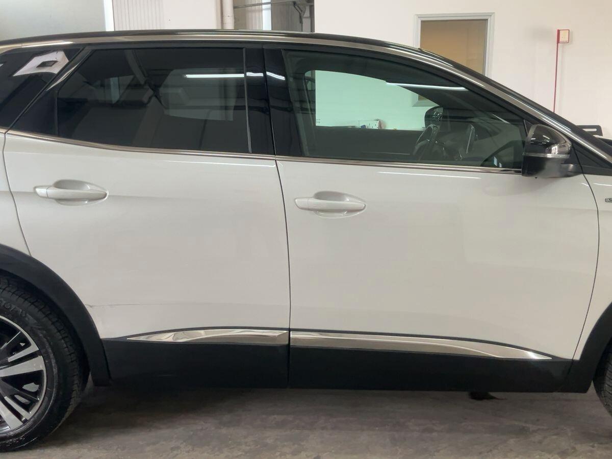 PEUGEOT 3008 BLUEHDi 120 S&S GT LINE