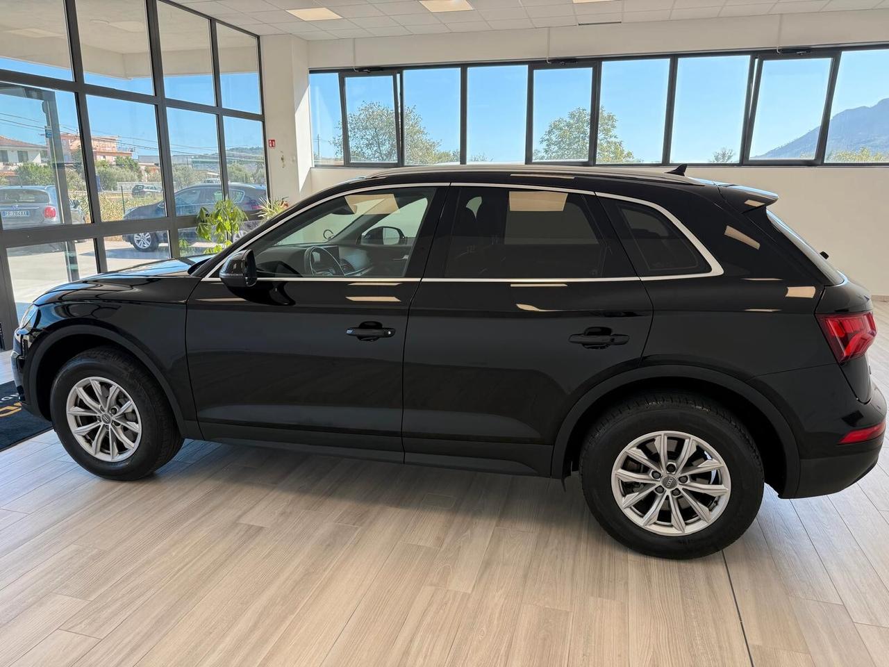 Audi Q5 2.0 TDI quattro S tronic Business