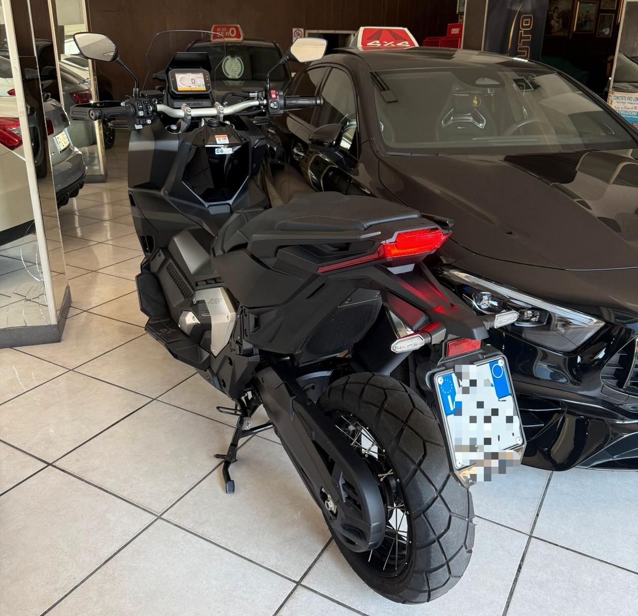HONDA X-ADV 750 IN PRONTA CONSEGNA
