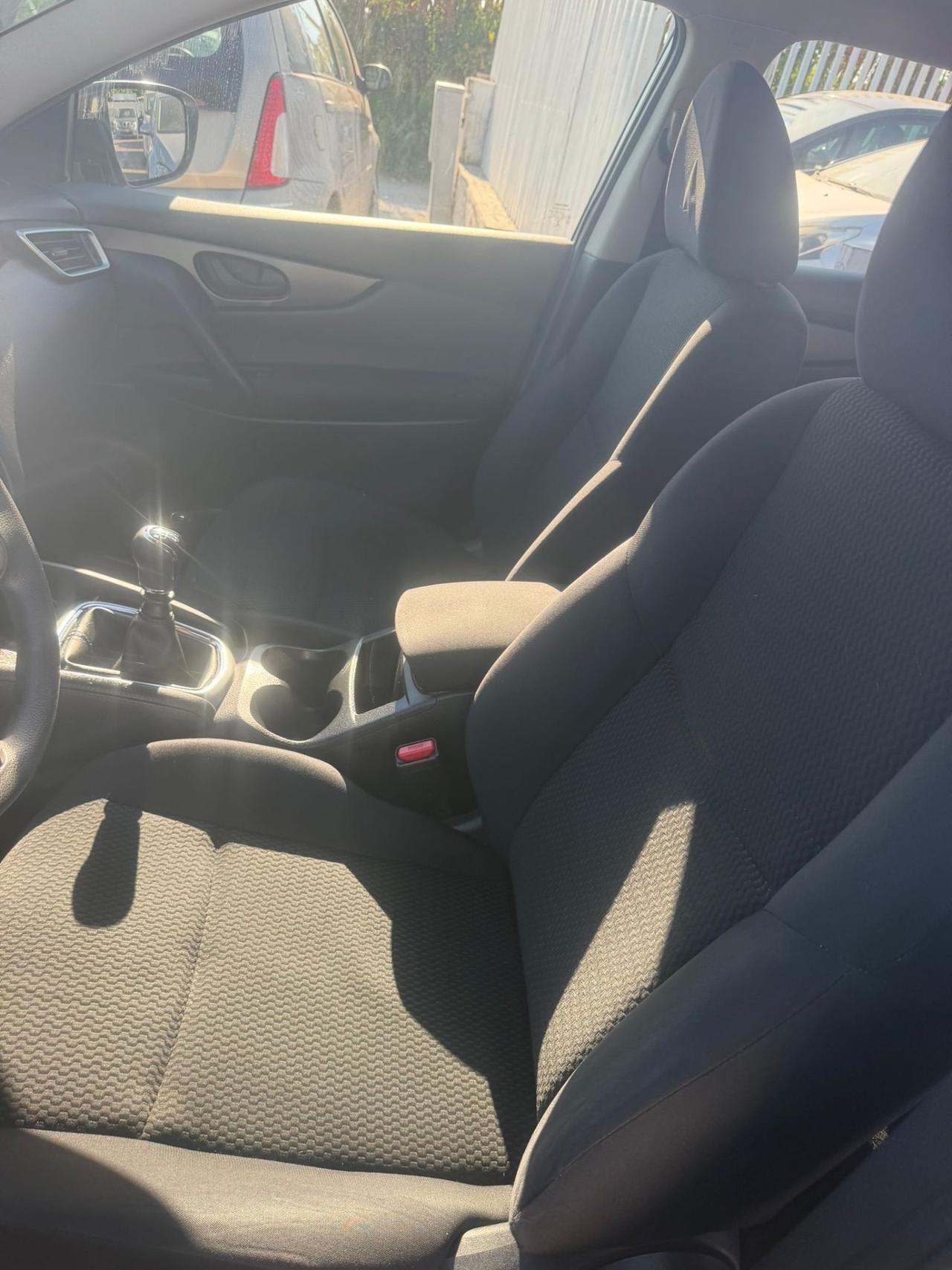 Nissan Qashqai 1.5 dCi Visia