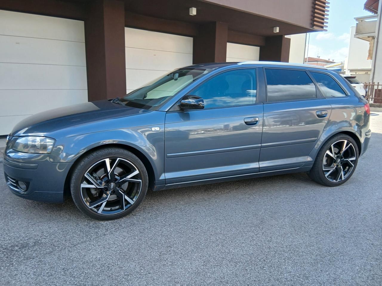 Audi A3 SPB 2.0 16V TFSI S tronic Ambition pronta consegna