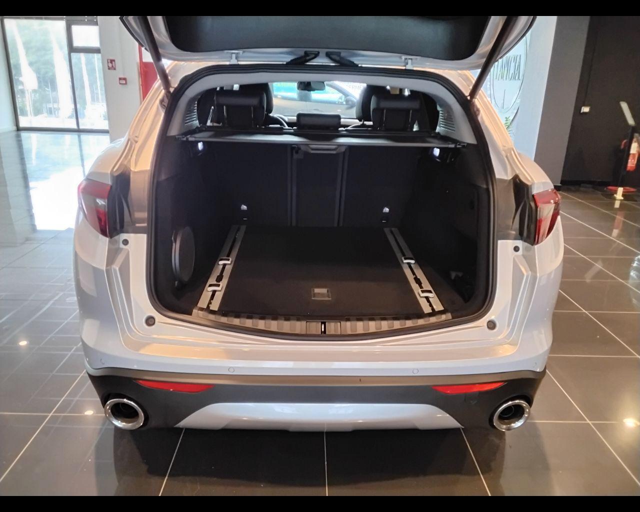 ALFA ROMEO Stelvio 2.2 Turbodiesel 190 CV AT8 Q4 Executive