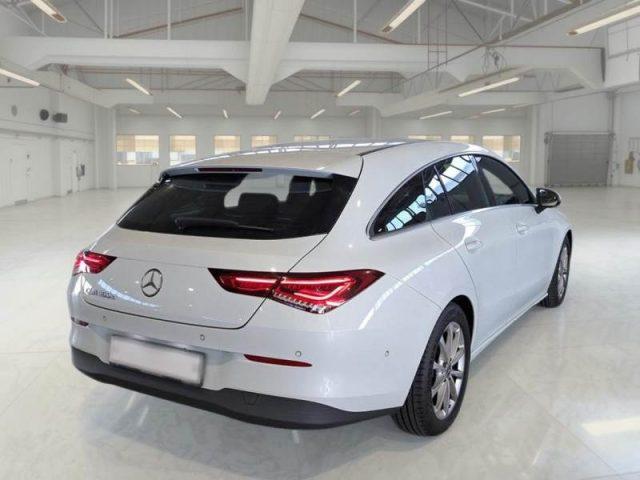 MERCEDES-BENZ CLA 180 d Automatic Shooting Brake Business Extra