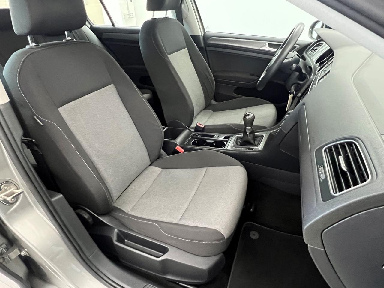 VOLKSWAGEN Golf VII 2013 Golf 5p 1.4 tgi Trendline