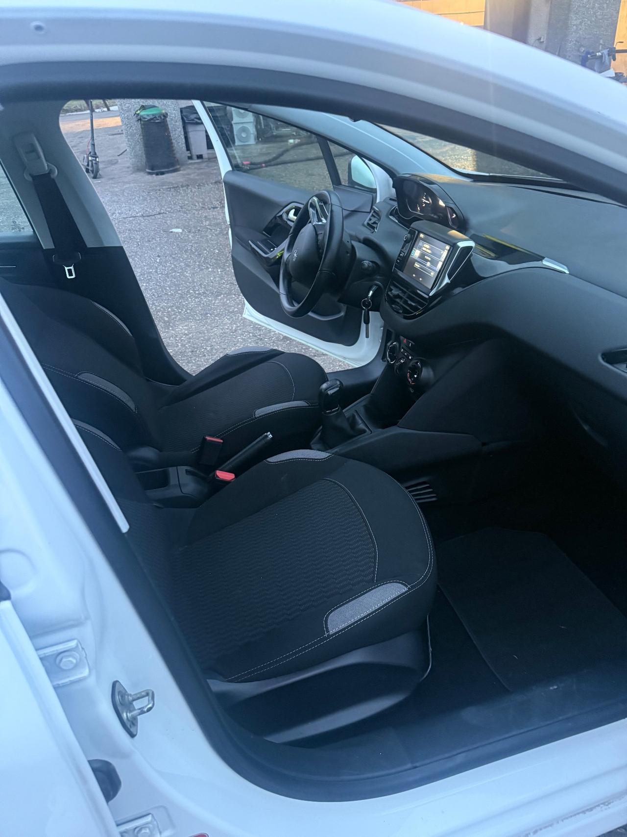 Peugeot 208 PureTech 68 5 porte Active