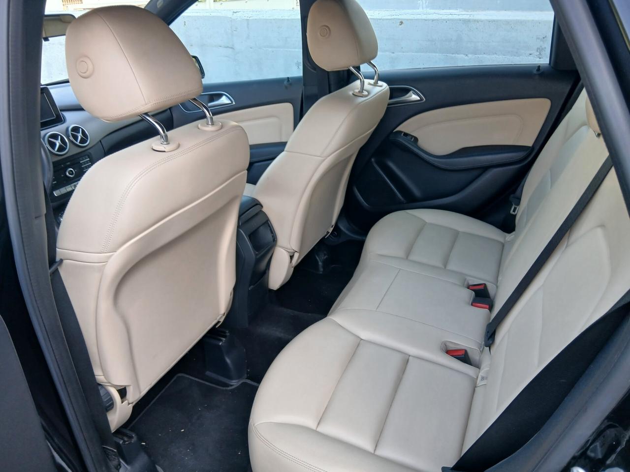 Mercedes-benz B 180 d Executive in arrivo ....tua a € 169 mese