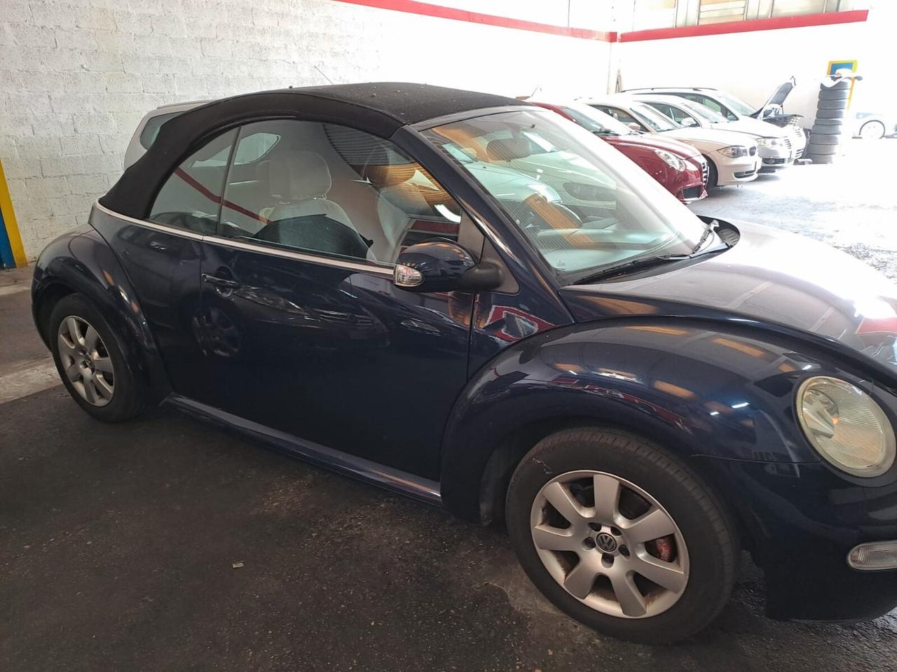 Volkswagen New Beetle 1.6 Cabrio