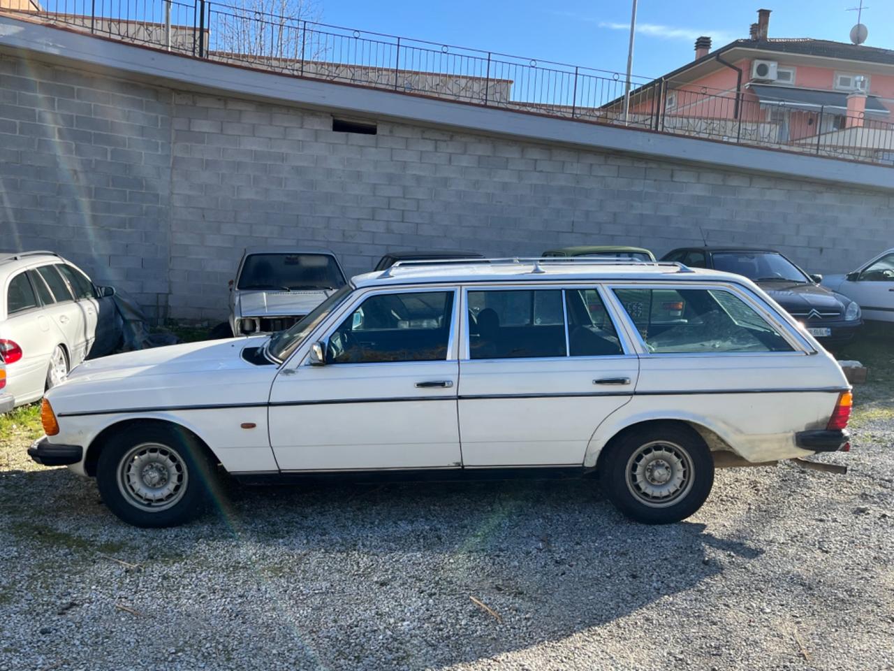 Mercedes benz 240 TD Aspirato w123