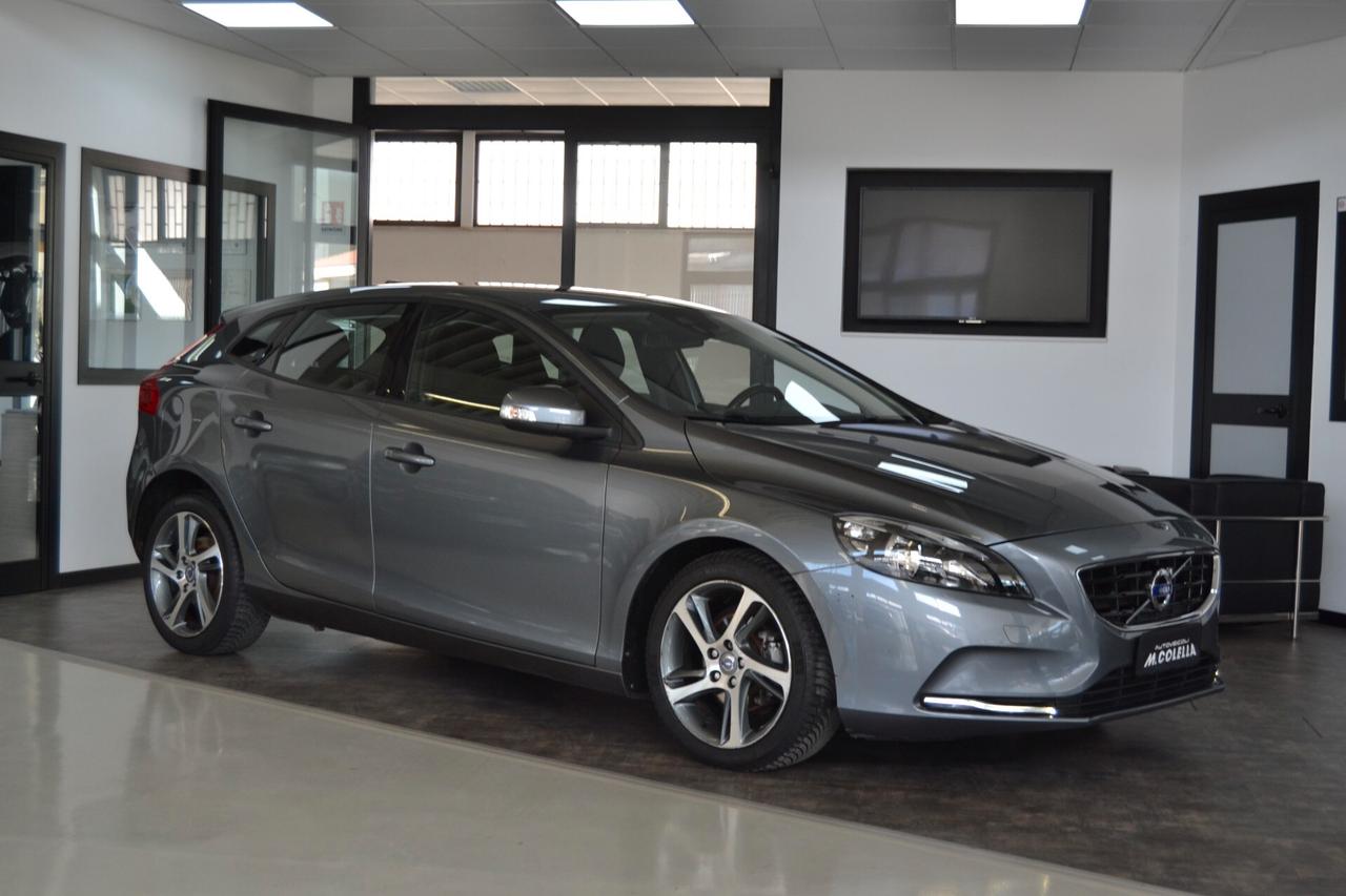 Volvo V40 1.6D2 115CV Momentum UniPro/Navi/Cruise