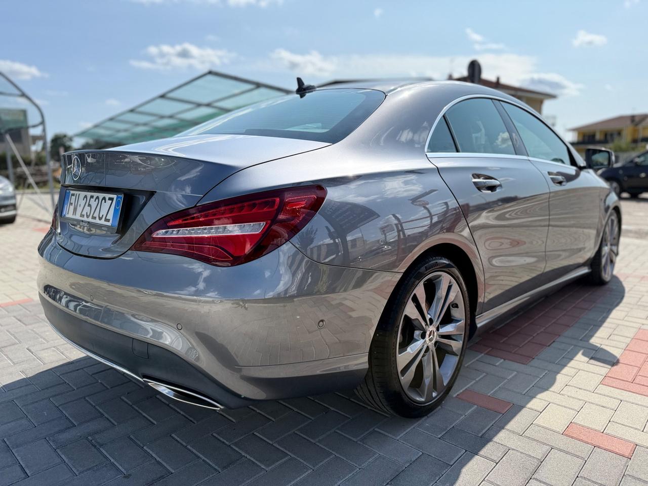 Mercedes-benz CLA 220 d Automatic Premium .IVA ESPOSTA