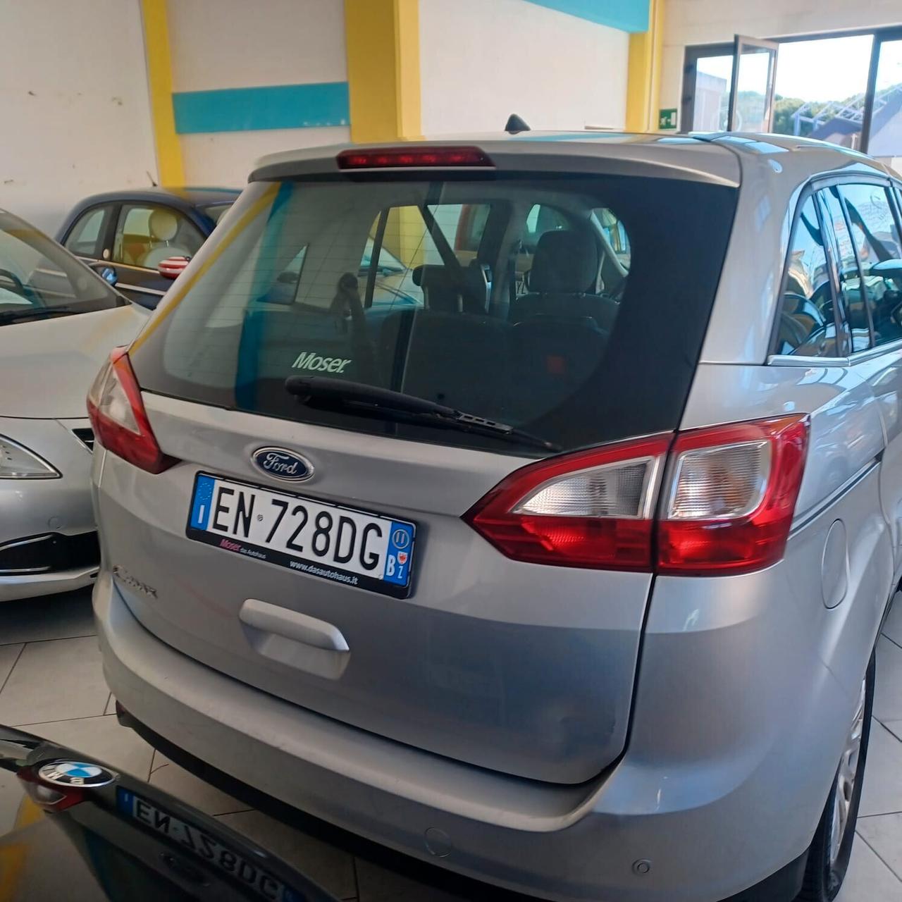 7 POSTI FORD C-MAX 1.6 TDI DISTRIBUZIONE FATTA