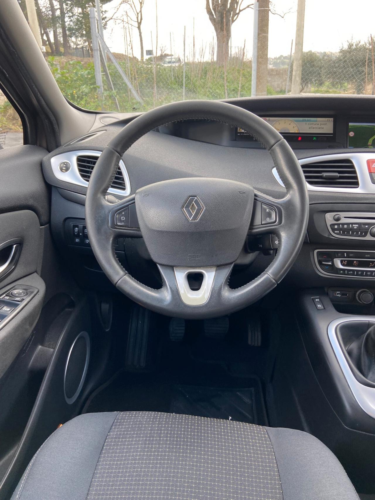 Renault Scenic Scénic X-Mod 1.5 dCi 110CV Luxe