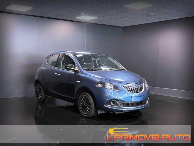 LANCIA Ypsilon 1.0 FireFly 5 porte S&S Hybrid Ecochic Silver