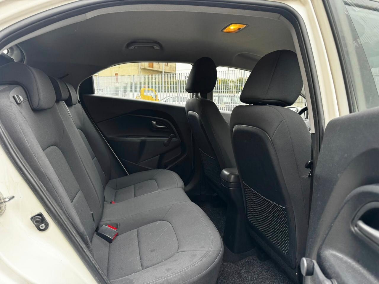 Kia Rio 1.2 CVVT 3p. Active